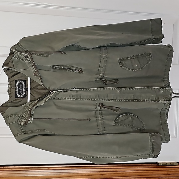 Army green utility coat size sm - Picture 4 of 4